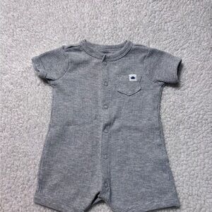 Carter's Gray Waffle Knit Short Sleeve Romper